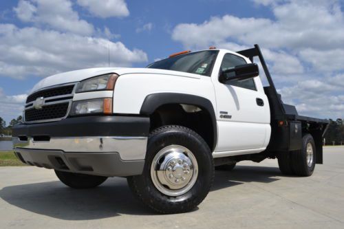 2007 chevrolet silverado 3500 regular cab diesel 9 ft. flatbed low miles!!!