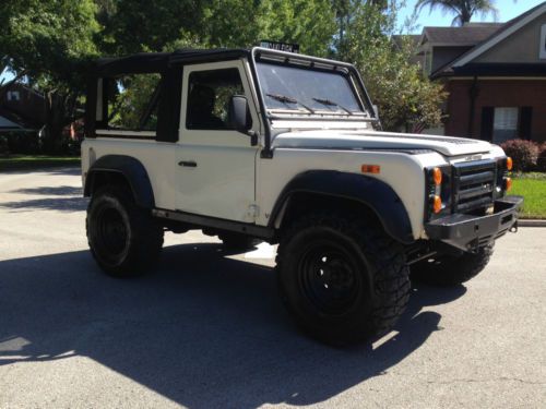 Land rover defender 90 nas 4.6 gems v8