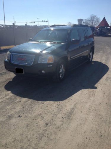 2003 gmc envoy sle- leather int,heated seats 3rd row,tow package,remote start