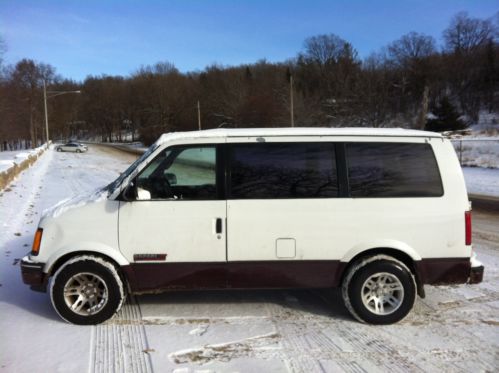 1994 gmc safari awd like a astro cargo van