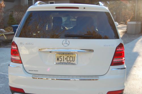 2011 White GL 450, US $37,995.00, image 2