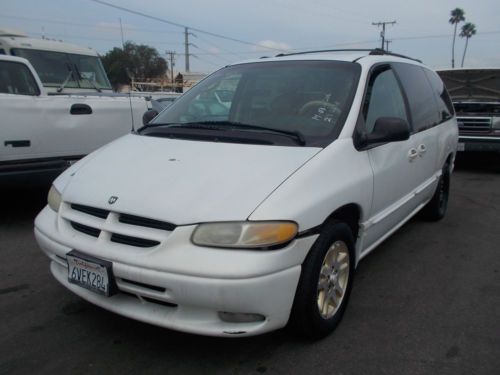 1997 dodge caravan, no reserve