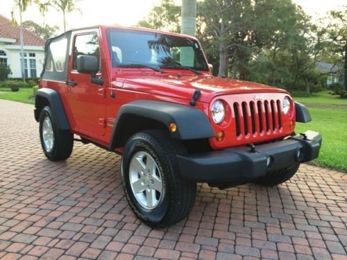 2011 jeep wrangler sport automatic 12k miles 4x4 1-owner immaculate