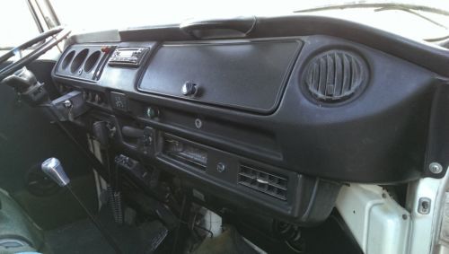 1974 Volkswagen Bus, image 15