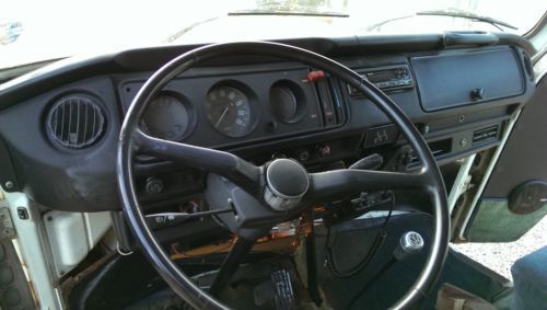 1974 Volkswagen Bus, image 19