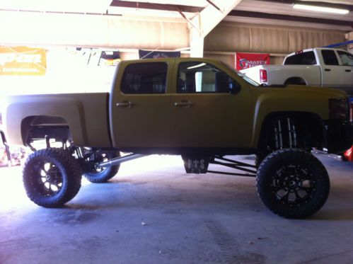 16" Lifted Chevrolet 2500HD LTZ, US $37,000.00, image 22