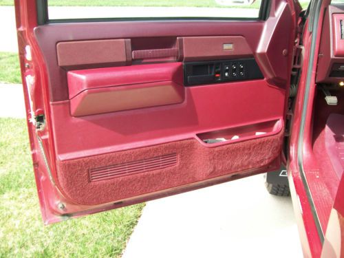 Classic 1989 Chevy Sportside 4x4 Silverado 5.7 V-8 Burgundy Red-Great Inside/Out, US $12,450.00, image 7