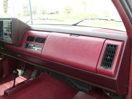Classic 1989 Chevy Sportside 4x4 Silverado 5.7 V-8 Burgundy Red-Great Inside/Out, US $12,450.00, image 12