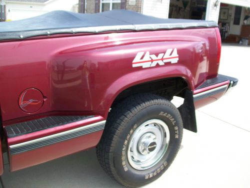 Classic 1989 Chevy Sportside 4x4 Silverado 5.7 V-8 Burgundy Red-Great Inside/Out, US $12,450.00, image 18