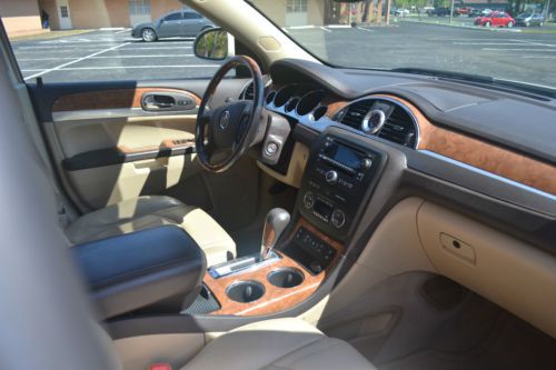 Pearl white Buick Enclave w/Tan interior.  3rd row seating, Rear DVD ent., US $19,500.00, image 8