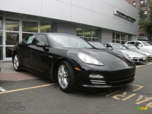 2011 porsche panamera base hatchback 4-door 3.6l