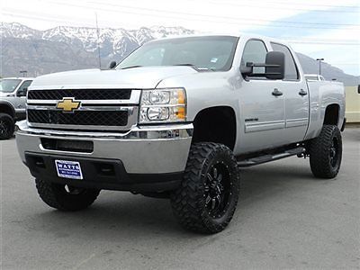 Chevy crew cab 4x4 duramax diesel custom lift wheels tires badges auto tow
