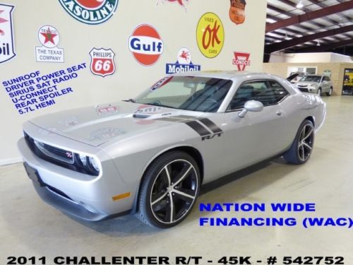 2011 challenger r/t,hemi,auto,sunroof,lth,u-connect,black 22&#039;s,45k,we finance!!