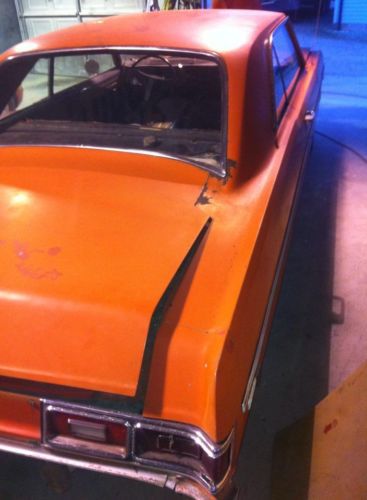 1974 dodge dart swinger hardtop 2-door 3.7l