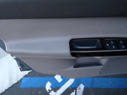 2007 Volvo S40 T5 AWD 6-Speed Manual Transmission, image 15