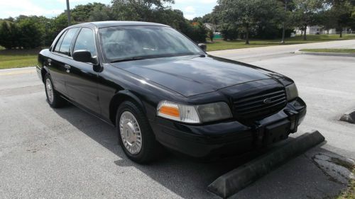 2000 ford crown victoria police interceptor sedan 4-door 4.6l