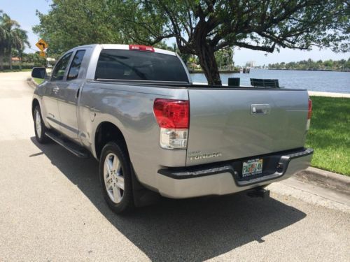 2010 TOYOTA TUNDRA DOUBLE CAB CUSTOMIZED ACCIDENT-FREE NON-SMOKER NO RESERVE, image 5