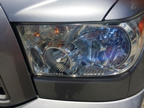 2010 TOYOTA TUNDRA DOUBLE CAB CUSTOMIZED ACCIDENT-FREE NON-SMOKER NO RESERVE, image 11