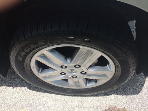 2010 TOYOTA TUNDRA DOUBLE CAB CUSTOMIZED ACCIDENT-FREE NON-SMOKER NO RESERVE, image 31