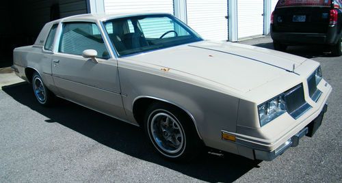 1981 oldsmobile cutlass supreme v6 2-door 4.4l 1 owner beige good running car