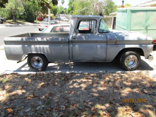 1962 c-10 shortbed fleetside with big back window