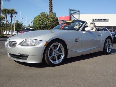 Beautiful 06 bmw z4 3.0si fresh trade in rare car!