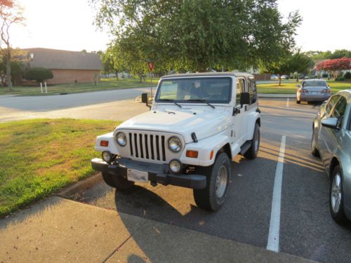 1999 jeep wrangler tj. 4.0l i6 automatic