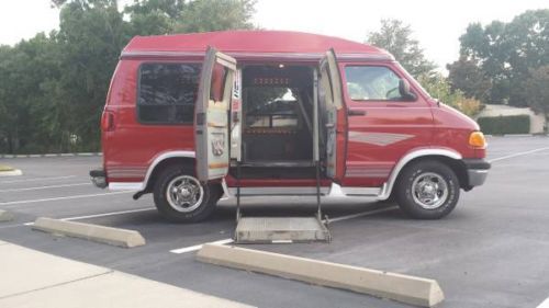 1999 dodge ram 1500 full size wheelchair van - must see!