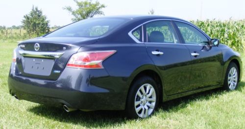 2014 Nissan Altima S Sedan 4-Door 2.5L NO RESERVE!!, image 6