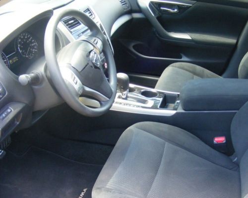2014 Nissan Altima S Sedan 4-Door 2.5L NO RESERVE!!, image 10