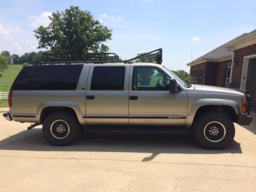 99 k2500 4x4 vortec 454 4l80e 123k new tires recent service leather rack lights