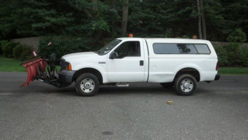 2005 ford f-250 super duty xl standard cab pickup 2-door 5.4l