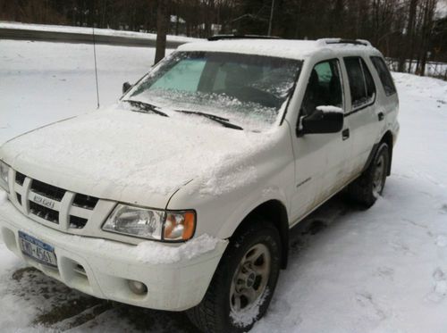 2004 isuzu rodeo s sport utility 4-door 3.5l (blown motor)