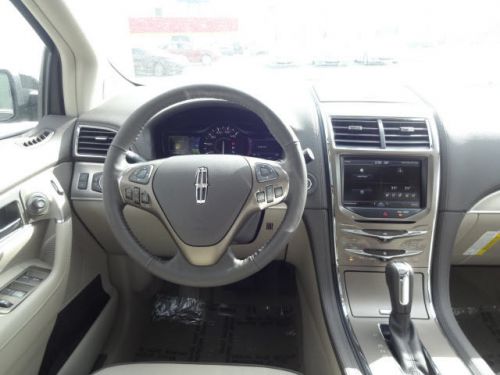 2013 lincoln mkx base