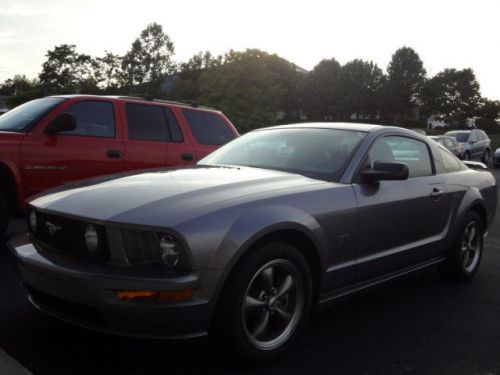 2006 ford mustang gt