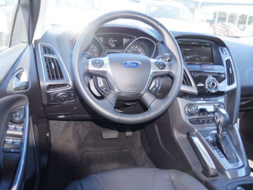 2012 ford focus titanium