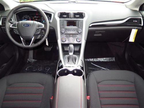 2014 ford fusion se