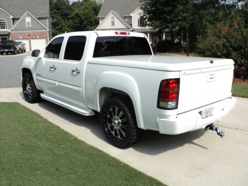 2008 gmc sierra 1500 denali crew cab pickup 4-door 6.2l