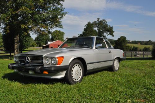 1987 mercedes benz 560 sl low mileage 2 tops