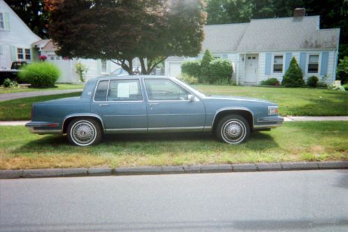 1986 cadillac deville touring sedan 4-door 4.1l