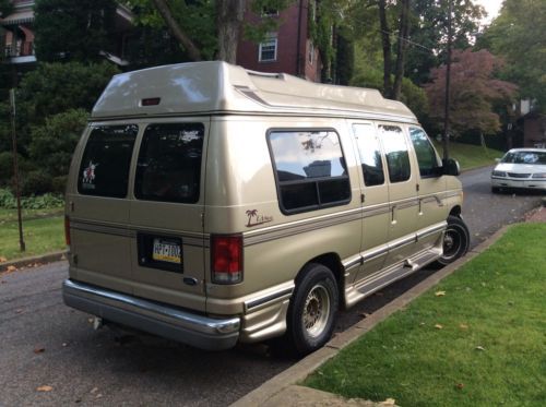 2000 ford e-150 econoline xl standard cargo van 2-door 5.4l