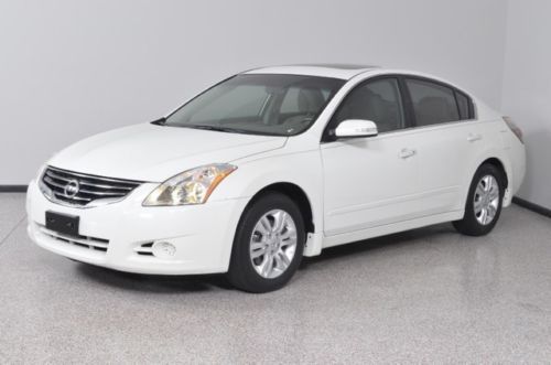 Leather sunroof automatic heated seats one owner