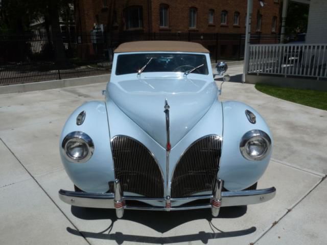 Lincoln continental cabriolet convertible