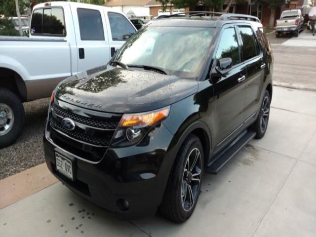 Ford: explorer sport sport