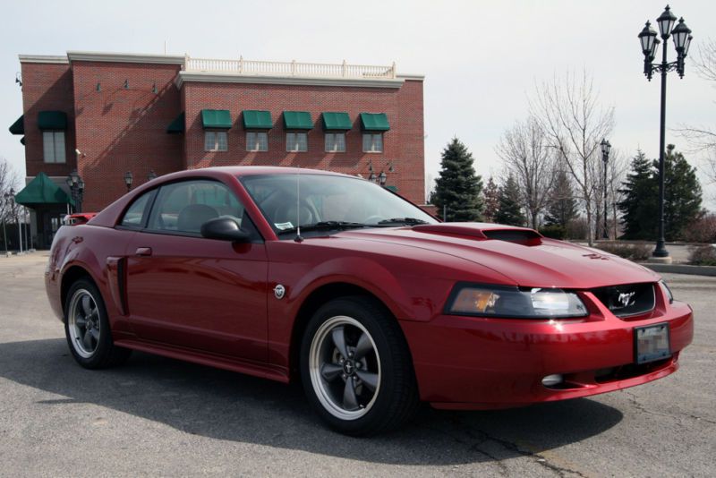 2004 ford mustang gt