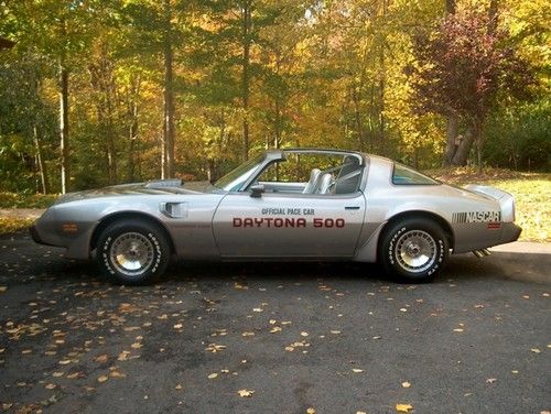 1979 pontiac firebird 10th anniversary limited edition 4-speed