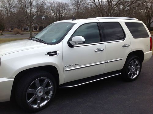 2009 cadillac escalade sport utility 4-door 6.2l