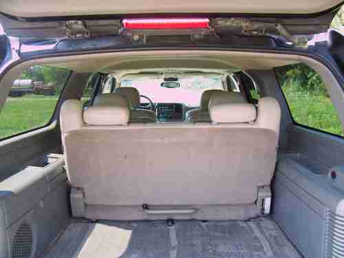 2002 Chevy Suburban 1500 Z71 4X4 Black, image 8