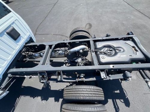2024 ram ram 3500 chassis cab ram 3500 tradesman crew cab chassis 4x4 60&#039; ca