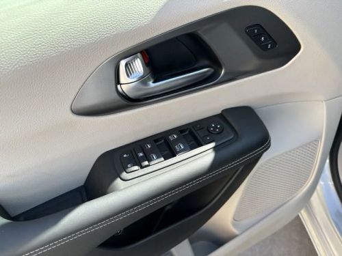 2023 Chrysler Pacifica Hybrid PACIFICA PLUG-IN HYBRID TOURING L, US $51,898.00, image 6